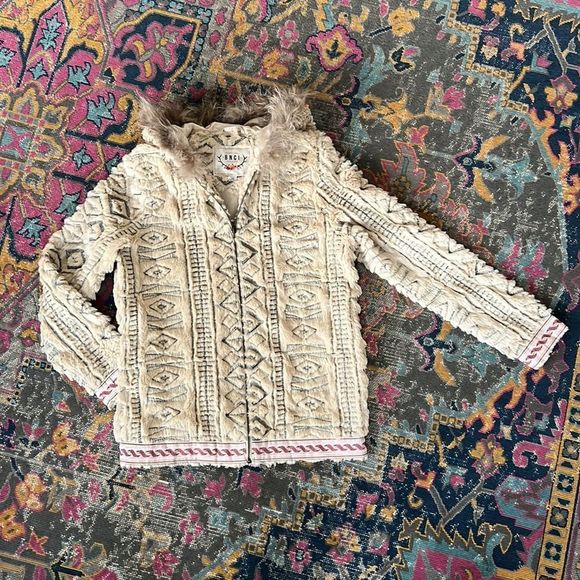 Embroidered Pattern Fur Zip Up Coat with Hood & Shimmer Ribbon lined sz Small - Picture 4 of 11